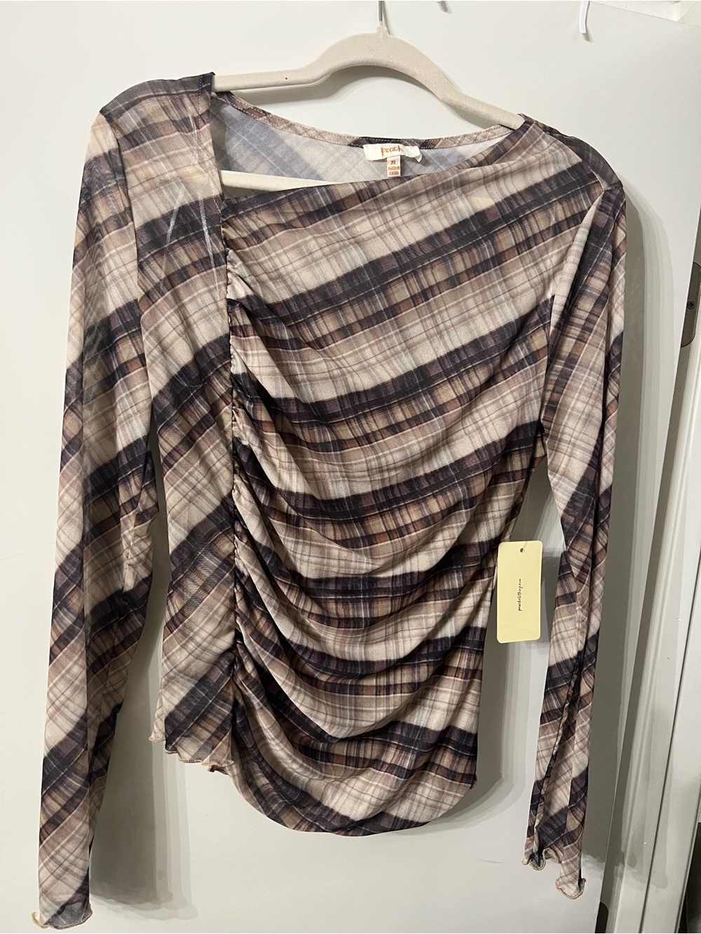 New Ruched Plaid Long-Sleeve Top in Beige and Brown - Picture 5 of 6